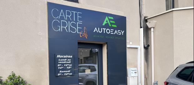 Photo agence Carte grise café BOURGOIN-JALLIEU